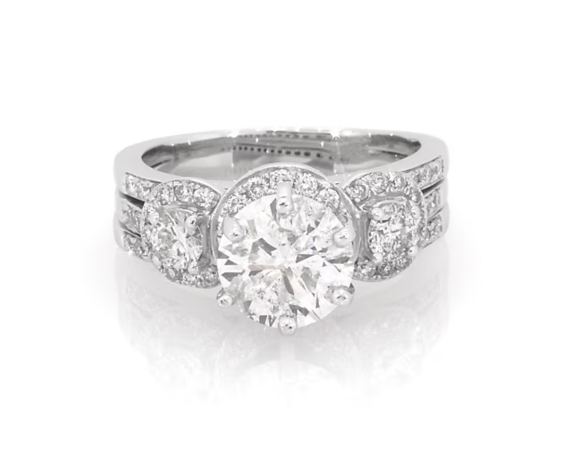 Previously Owned Round-Cut Diamond Halo Three-Stone Bridal Set 2-1/4 ct tw 14K White Gold Size 5